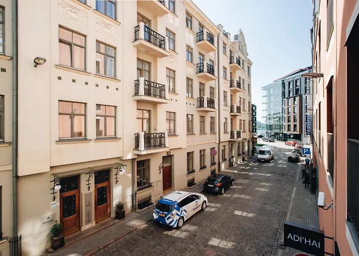 Апартаменты Charming & Quiet Retreat In Historic Old Town