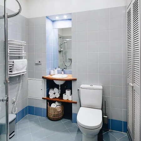 Charming & Quiet Retreat In Historic Old Town Рига