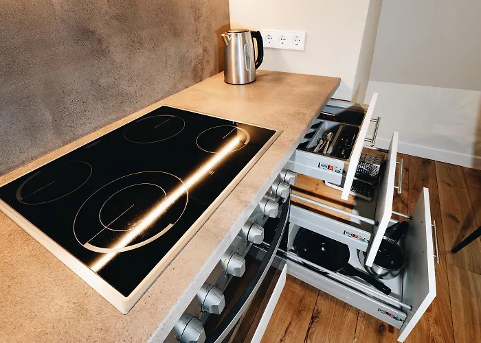 Charming & Quiet Retreat In Historic Old Town Apartment Riga